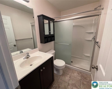 304 Central Park Avenue - Photo Thumbnail 9