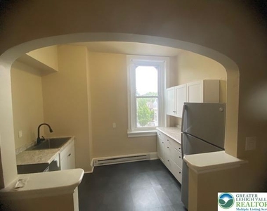 540 2nd Avenue - Photo Thumbnail 7