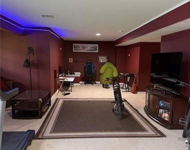 835 Holly Blue Way - Photo Thumbnail 34