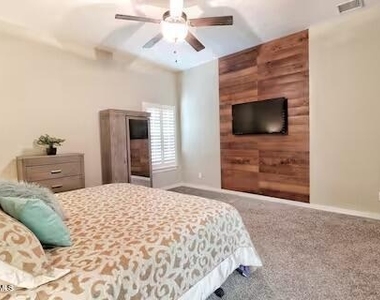 6085 Stone Wash Street - Photo Thumbnail 7