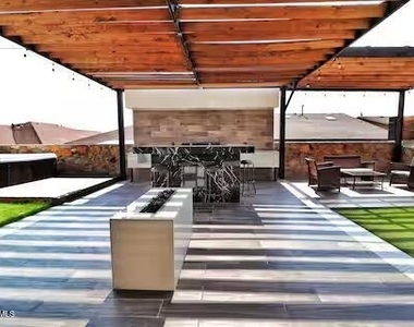 6085 Stone Wash Street - Photo Thumbnail 11