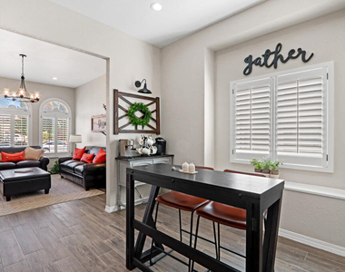 2037 Shreya Street - Photo Thumbnail 17