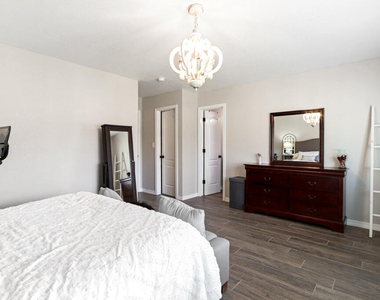 2037 Shreya Street - Photo Thumbnail 33