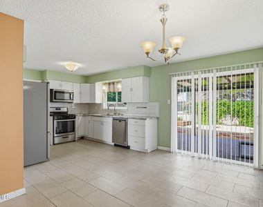 3020 Wedgewood Drive - Photo Thumbnail 14