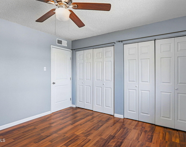 3020 Wedgewood Drive - Photo Thumbnail 17