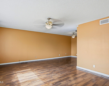 3020 Wedgewood Drive - Photo Thumbnail 4