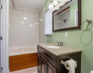 3020 Wedgewood Drive - Photo Thumbnail 18
