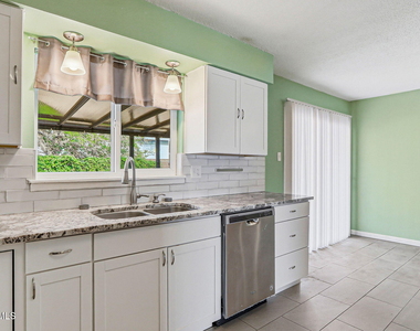 3020 Wedgewood Drive - Photo Thumbnail 13