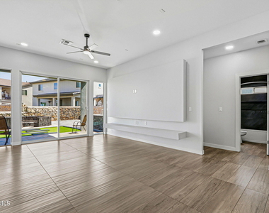 12568 Barbaro Way - Photo Thumbnail 23