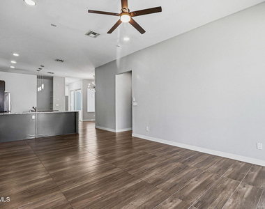 12568 Barbaro Way - Photo Thumbnail 25