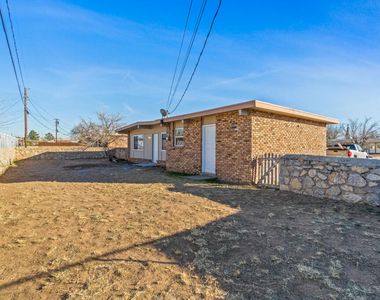 5945 Tautoga Drive - Photo Thumbnail 16