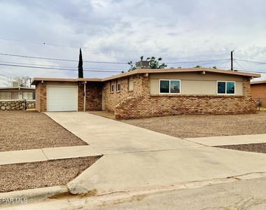 5945 Tautoga Drive - Photo Thumbnail 18