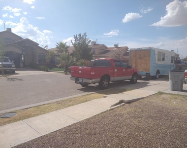 3920 Tierra Marfil Road - Photo Thumbnail 7