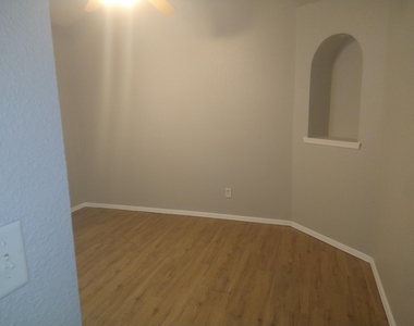3920 Tierra Marfil Road - Photo Thumbnail 20