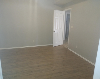 3920 Tierra Marfil Road - Photo Thumbnail 21
