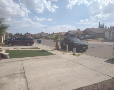 3920 Tierra Marfil Road - Photo Thumbnail 6