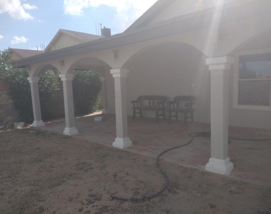 3920 Tierra Marfil Road - Photo Thumbnail 12