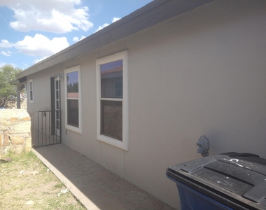3920 Tierra Marfil Road - Photo Thumbnail 9