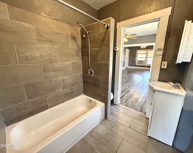 714 E River Avenue - Photo Thumbnail 9