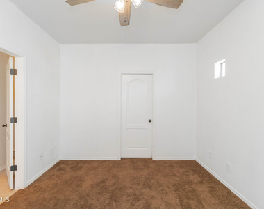 14749 Sand Gate Drive - Photo Thumbnail 32
