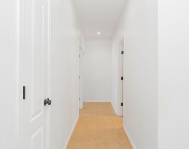 14749 Sand Gate Drive - Photo Thumbnail 18