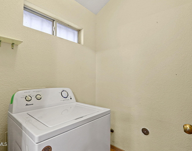 11895 David Forti Drive - Photo Thumbnail 7