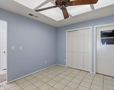 125 Sundance Court - Photo Thumbnail 9