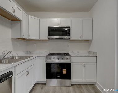 59 Daly Avenue - Photo Thumbnail 3