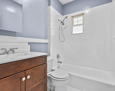 1105 Main Street - Photo Thumbnail 15