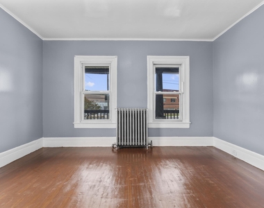 1105 Main Street - Photo Thumbnail 12