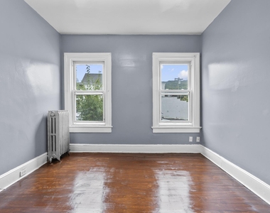 1105 Main Street - Photo Thumbnail 17