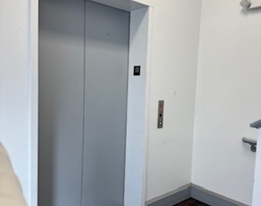 680 Boston Post Road - Photo Thumbnail 11