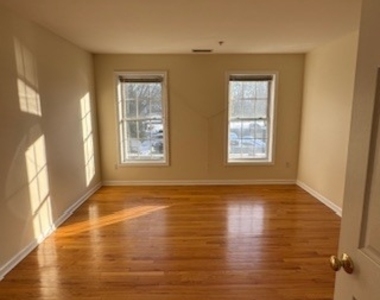 680 Boston Post Road - Photo Thumbnail 3