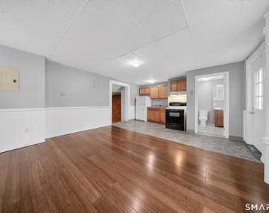 266 Main Street - Photo Thumbnail 4