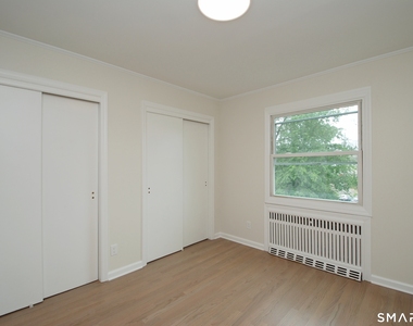 306 Courtland Avenue - Photo Thumbnail 6