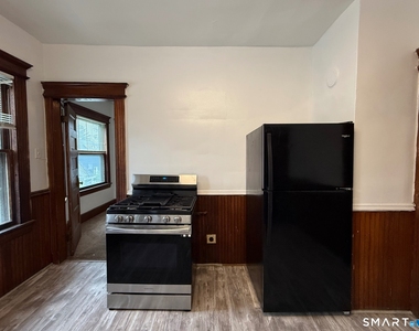 110-112 Pixlee Place - Photo Thumbnail 7