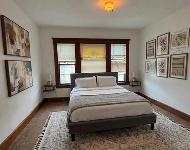 110-112 Pixlee Place - Photo Thumbnail 4