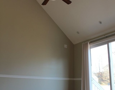 7 Bartlett Manor - Photo Thumbnail 1