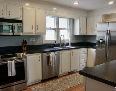 13 Pacific Street - Photo Thumbnail 4