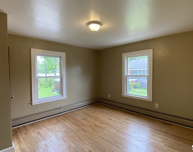 72 Berry Street - Photo Thumbnail 13