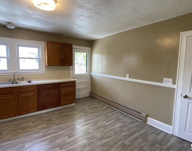 72 Berry Street - Photo Thumbnail 8
