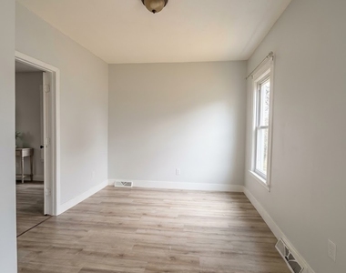 43 Farren Avenue - Photo Thumbnail 7