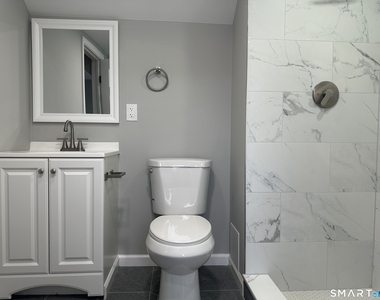 291 Maple Avenue - Photo Thumbnail 1