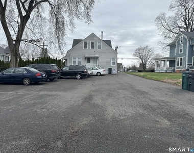 291 Maple Avenue - Photo Thumbnail 13