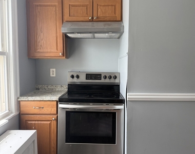 34 Goodrich Street - Photo Thumbnail 2
