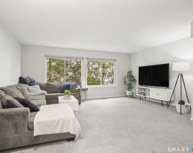 1611 Washington Boulevard - Photo Thumbnail 2