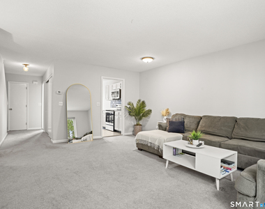 1611 Washington Boulevard - Photo Thumbnail 5