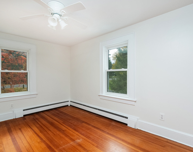 31 Hillandale Road - Photo Thumbnail 23
