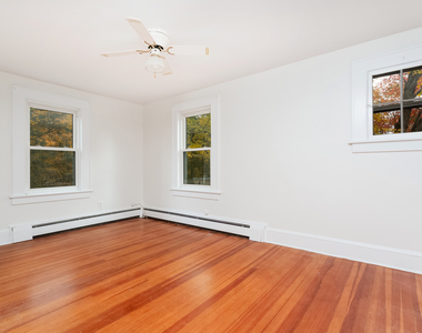 31 Hillandale Road - Photo Thumbnail 27