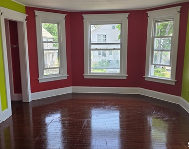 38 Homestead Avenue - Photo Thumbnail 6